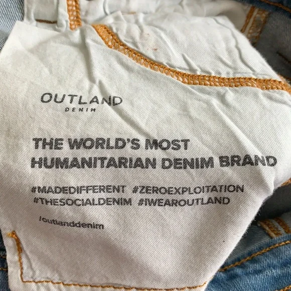 NWT Outland Denim Abigail Cropped High Rise Slim Tapered Jeans Womens 29